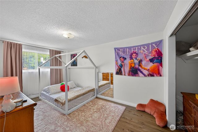 2684 Olympic Drive, Oak Harbor, WA 98277