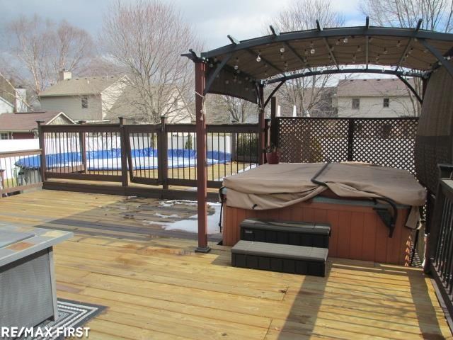 7322 Silo Meadows Drive, Bedford Twp, MI 48182