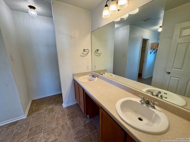 11110 Montague Trail, San Antonio, TX 78245