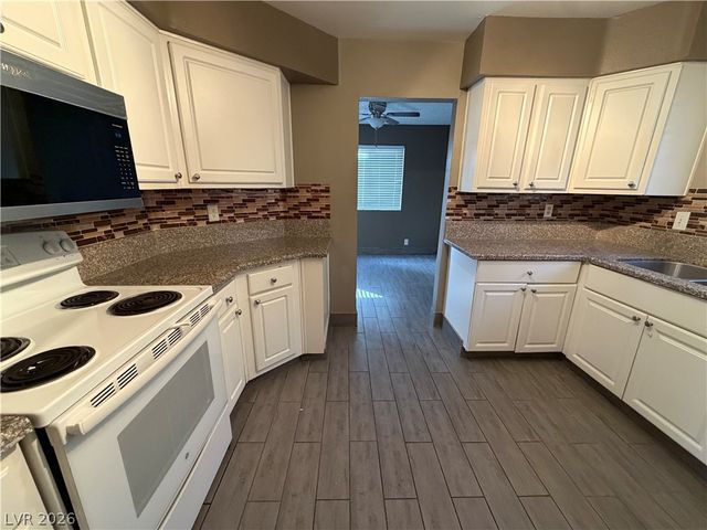 3151 Soaring Gulls Drive 1132, Las Vegas, NV 89128