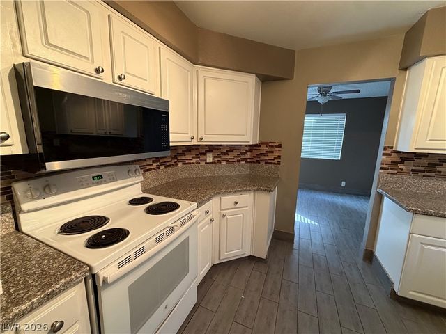 3151 Soaring Gulls Drive 1132, Las Vegas, NV 89128