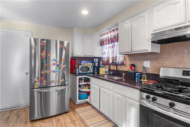 1718 W 166th St, Compton, CA 90220