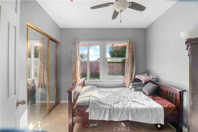 1718 W 166th St, Compton, CA 90220