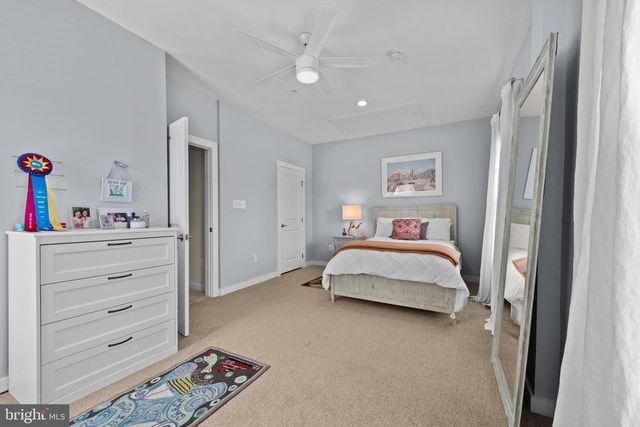 4214 SKYVIEW, Baltimore, MD 21211