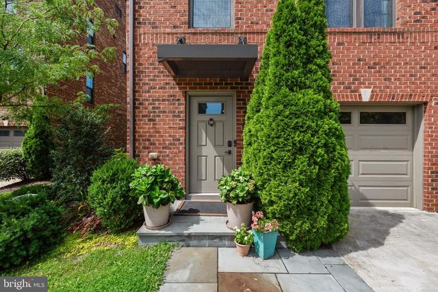 4214 SKYVIEW, Baltimore, MD 21211