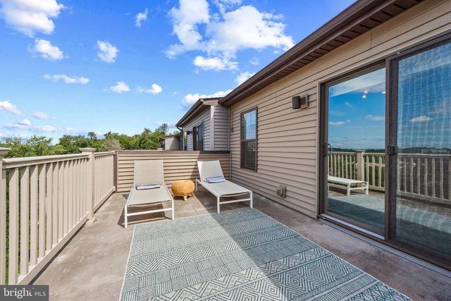 4214 SKYVIEW, Baltimore, MD 21211