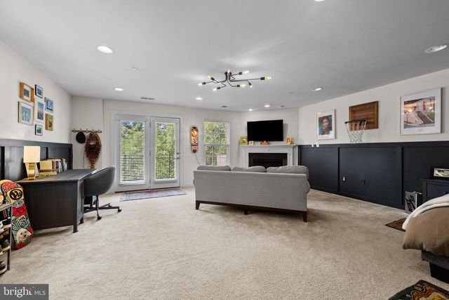 4214 SKYVIEW, Baltimore, MD 21211