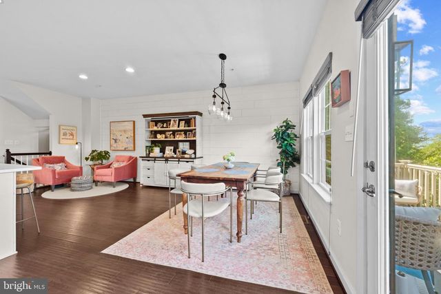 4214 SKYVIEW, Baltimore, MD 21211