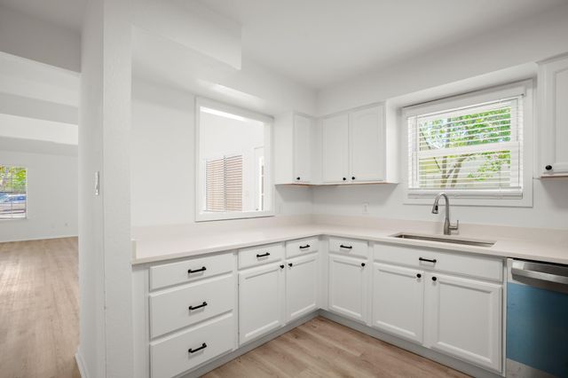 1606 Dale CV, Round Rock, TX 78664