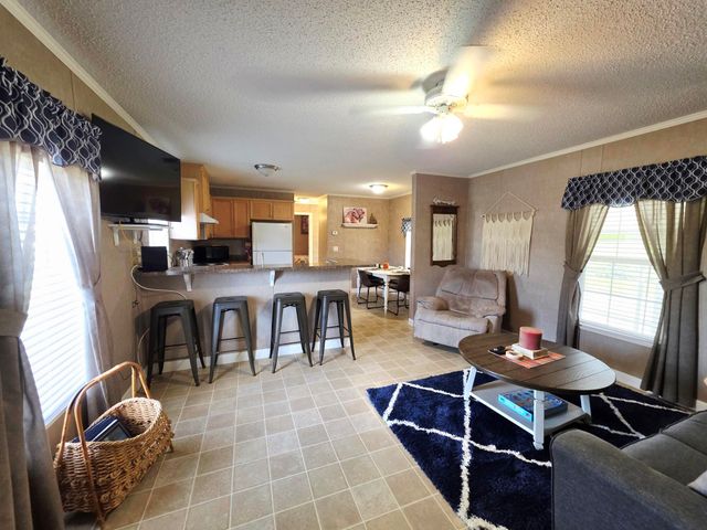 1501 W Lake Dr Drive W, Okeechobee, FL 34974