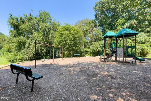 5836 CANVASBACK RD, Burke, VA 22015