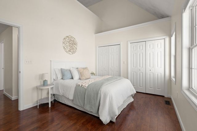 15 Alton St 9, Lowell, MA 01852