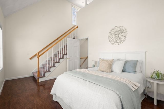 15 Alton St 9, Lowell, MA 01852