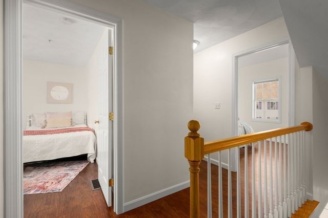 15 Alton St 9, Lowell, MA 01852