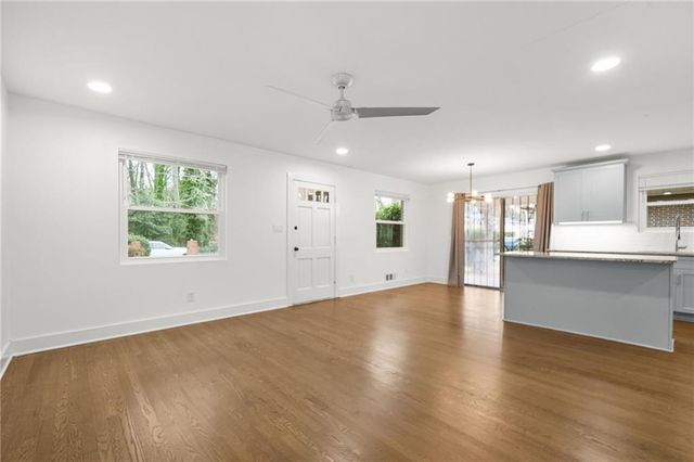 1949 Handley SW Avenue, Atlanta, GA 30310