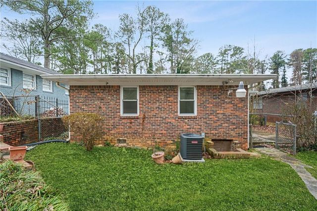 1949 Handley SW Avenue, Atlanta, GA 30310