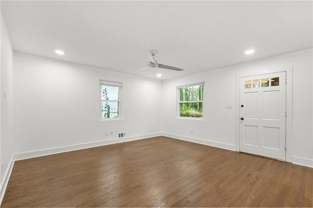 1949 Handley SW Avenue, Atlanta, GA 30310