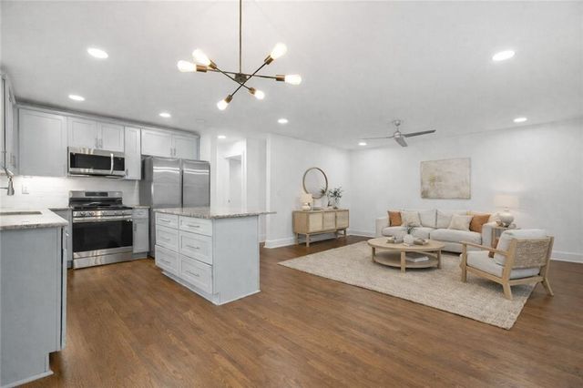 1949 Handley SW Avenue, Atlanta, GA 30310