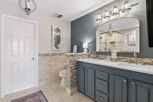 18913 96th Avenue N, Maple Grove, MN 55311