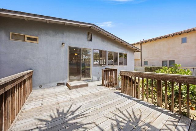 646 Wrelton Drive, La Jolla, CA 92037