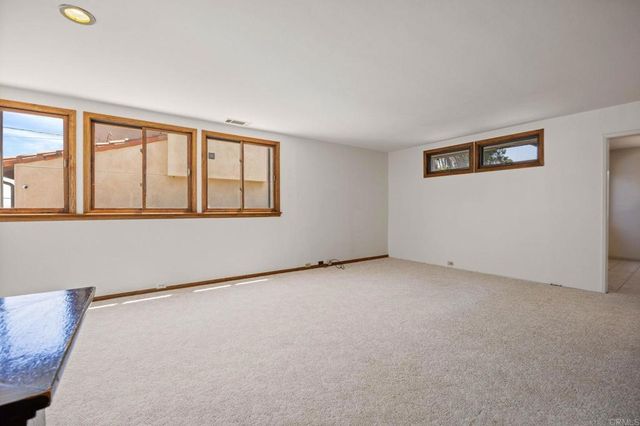646 Wrelton Drive, La Jolla, CA 92037