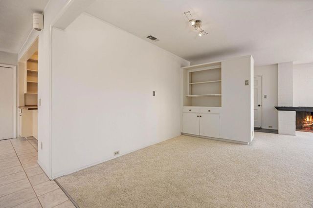 646 Wrelton Drive, La Jolla, CA 92037