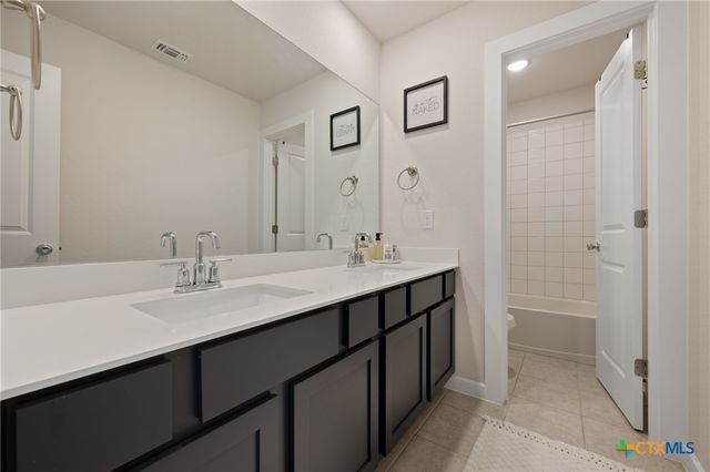 8019 Prairie Rye Drive, Lago Vista, TX 78645