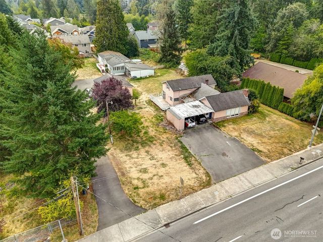 13041 & 13045 SE 208th Street, Kent, WA 98031