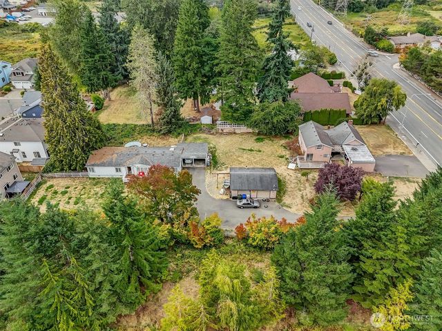 13041 & 13045 SE 208th Street, Kent, WA 98031
