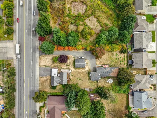 13041 & 13045 SE 208th Street, Kent, WA 98031