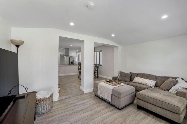 342 SW 22nd Street, Fort Lauderdale, FL 33315