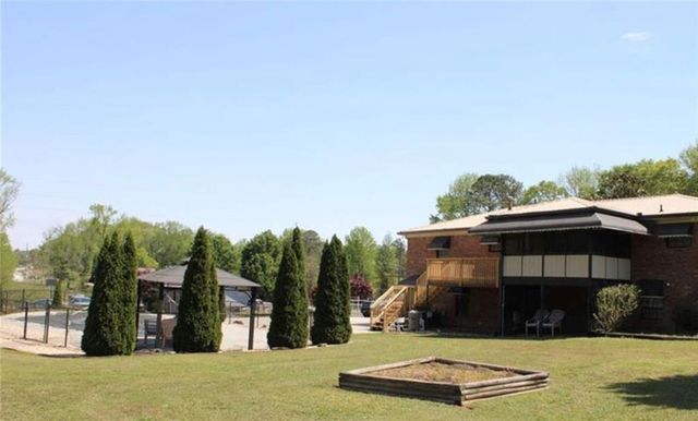 426 Atlanta Highway, Loganville, GA 30052