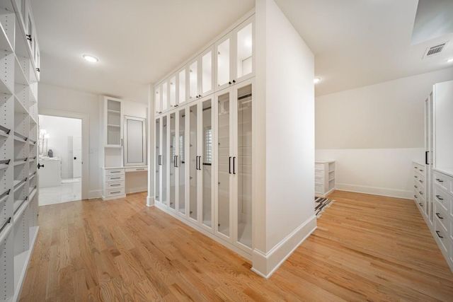 5720 Riverside Drive, Atlanta, GA 30327