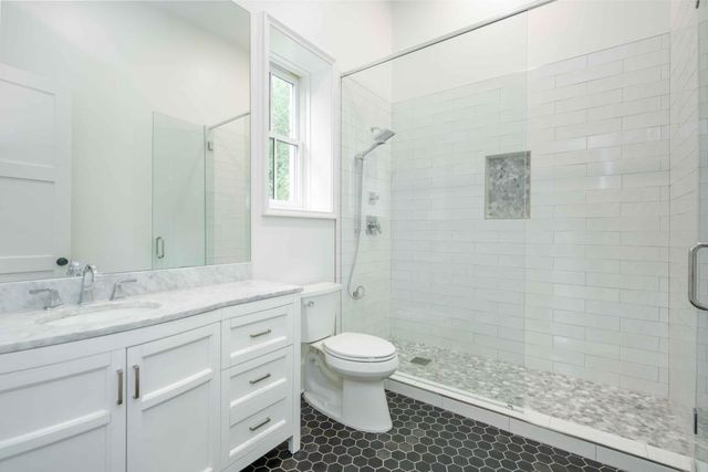 5720 Riverside Drive, Atlanta, GA 30327