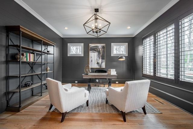 5720 Riverside Drive, Atlanta, GA 30327