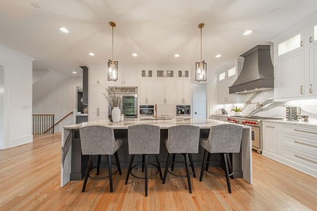 5720 Riverside Drive, Atlanta, GA 30327