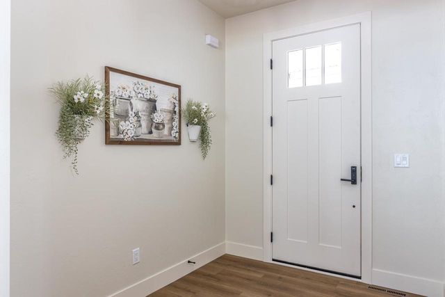 N9053 SOUTHTOWNE DRIVE, Menasha, WI 54952