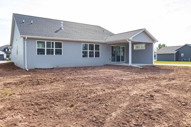 N9053 SOUTHTOWNE DRIVE, Menasha, WI 54952