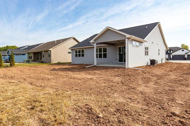 N9053 SOUTHTOWNE DRIVE, Menasha, WI 54952