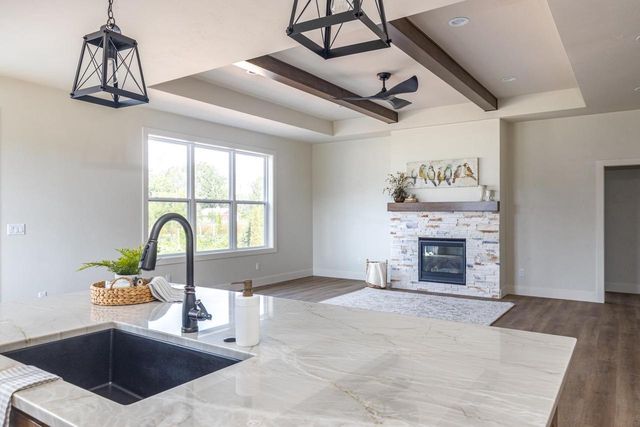 N9053 SOUTHTOWNE DRIVE, Menasha, WI 54952