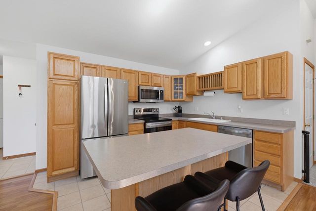 1051-1053 Tamarack Way, Verona, WI 53593
