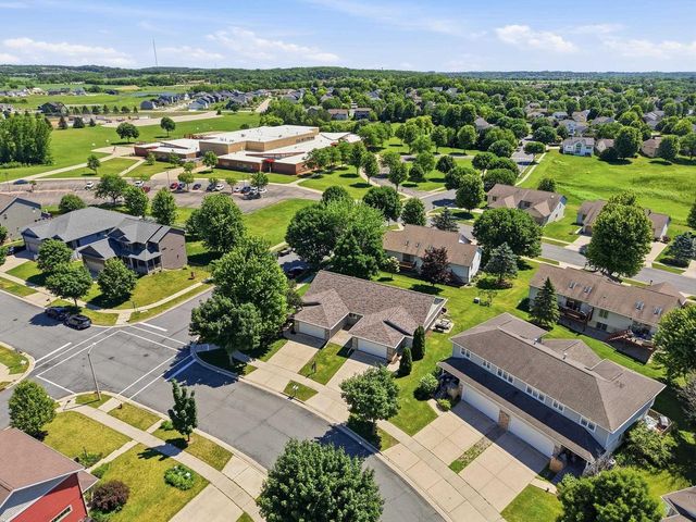 1051-1053 Tamarack Way, Verona, WI 53593