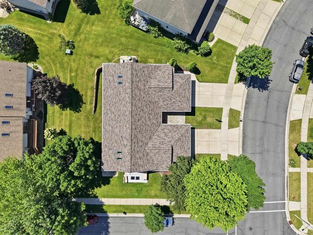 1051-1053 Tamarack Way, Verona, WI 53593