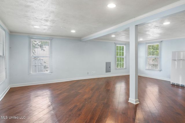 625 Pennsylvania Avenue, Jackson, MS 39216