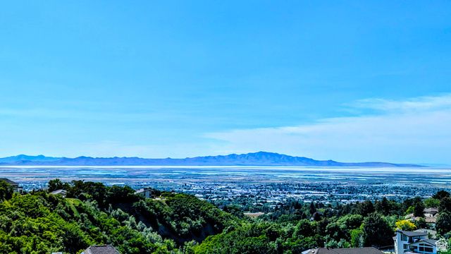 1735 Temple Ct Unit 203, Bountiful, UT 84010