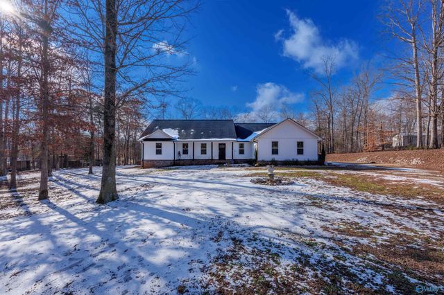 11977 Highway 17, Florence, AL 35633