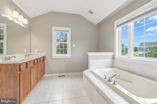 39 BUNKER WAY, Pottstown, PA 19464