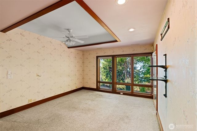 30 Silver Beach Drive, Steilacoom, WA 98388