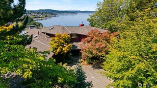 30 Silver Beach Drive, Steilacoom, WA 98388