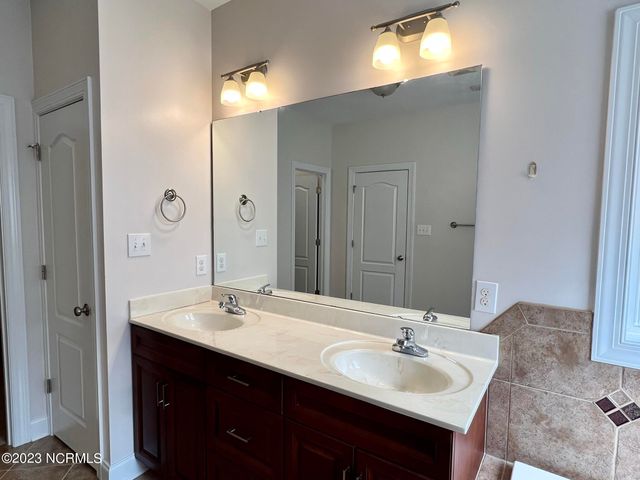 206 Sandy Springs Road, Aberdeen, NC 28315